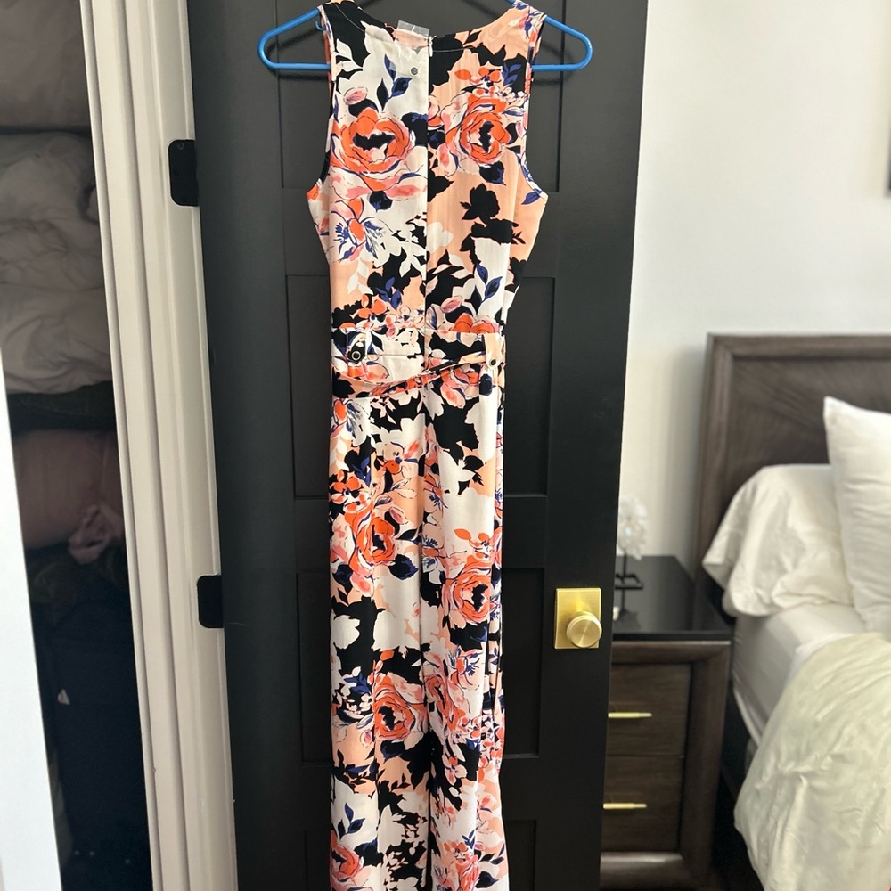 Jumpsuit - Picture 2 of 5